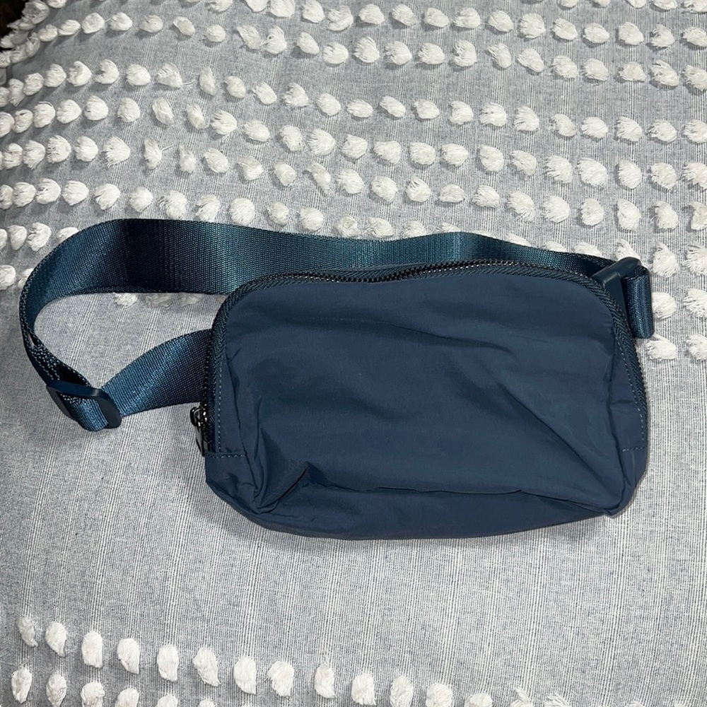 NWOT Belt Bag